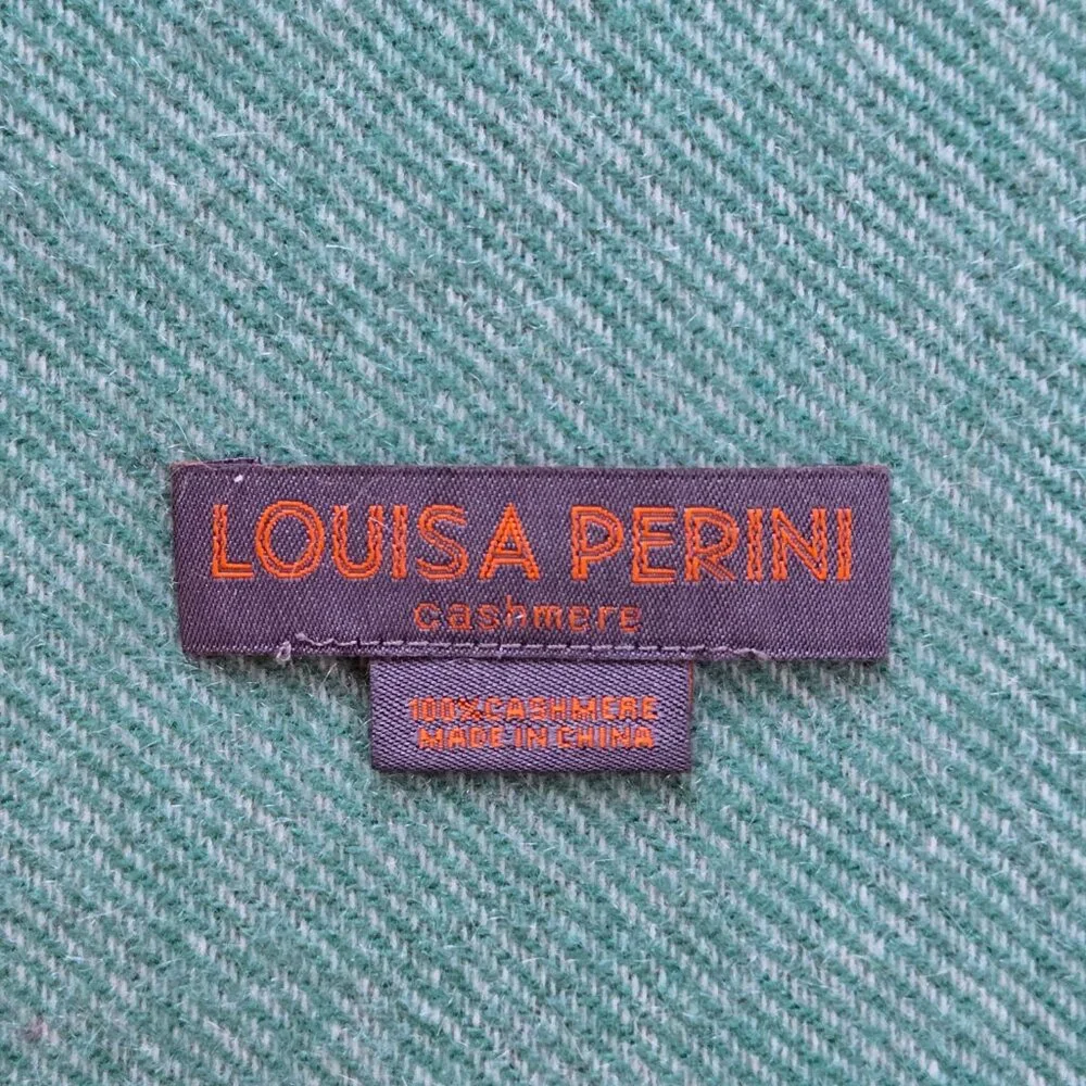 NWOT Cashmere Fringed Scarf Green Louisa Perini
